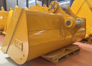 Caterpillar 214-0555 Cat Clean Bucket 