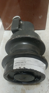 10651677 Tarrier Roller Liebherr R930 Top Roller